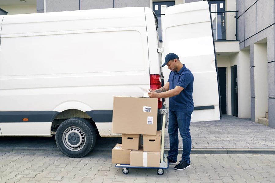 Ensuring Safe And Reliable Deliveries With A Parcel Transportation Service Charleston, SC